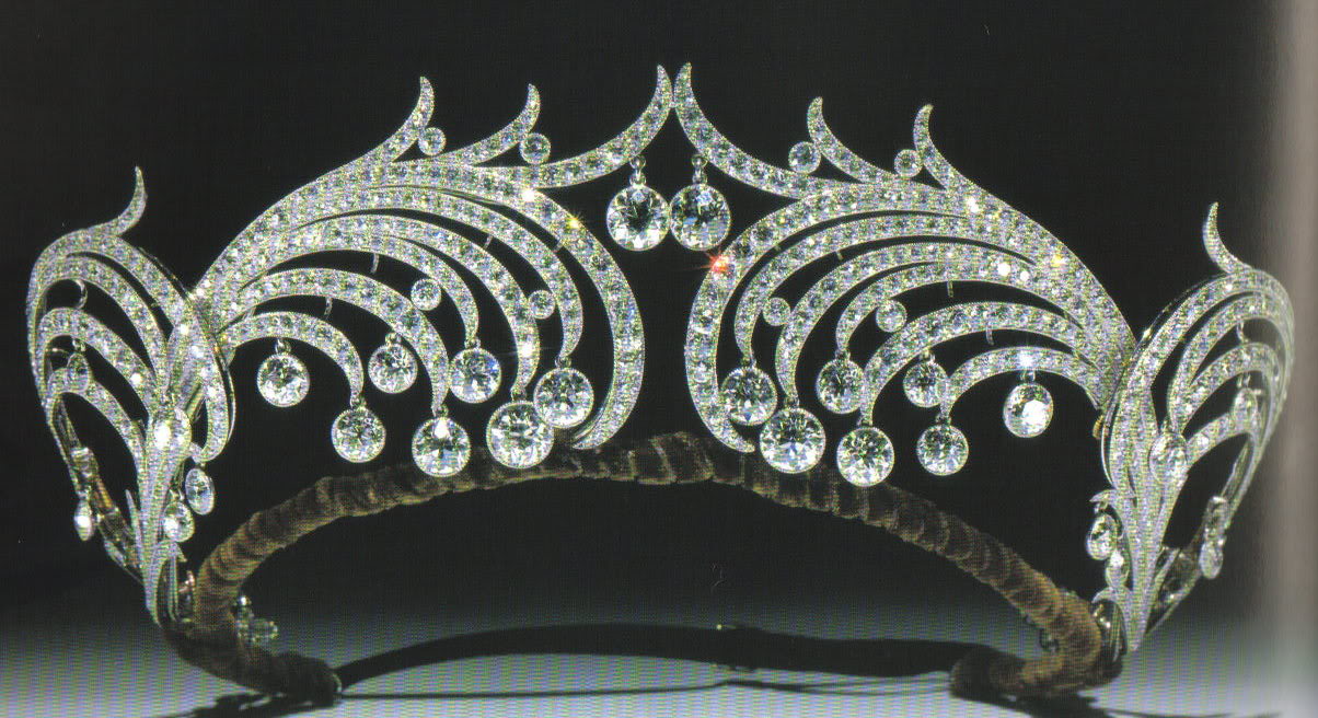 تيجان ملكية  امبراطورية فاخرة Henderskelfe-tiara-courtesy-of-royaltyforums-com