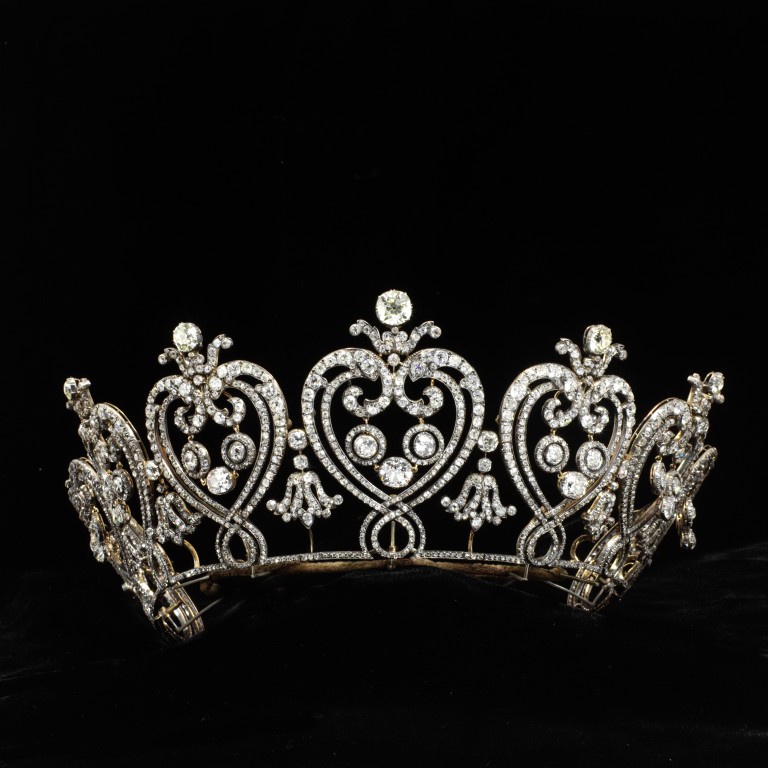 تيجان امبراطورية  فاخرة ولا اروع Manchester-tiara-courtesy-of-collections-vam-ac-uk